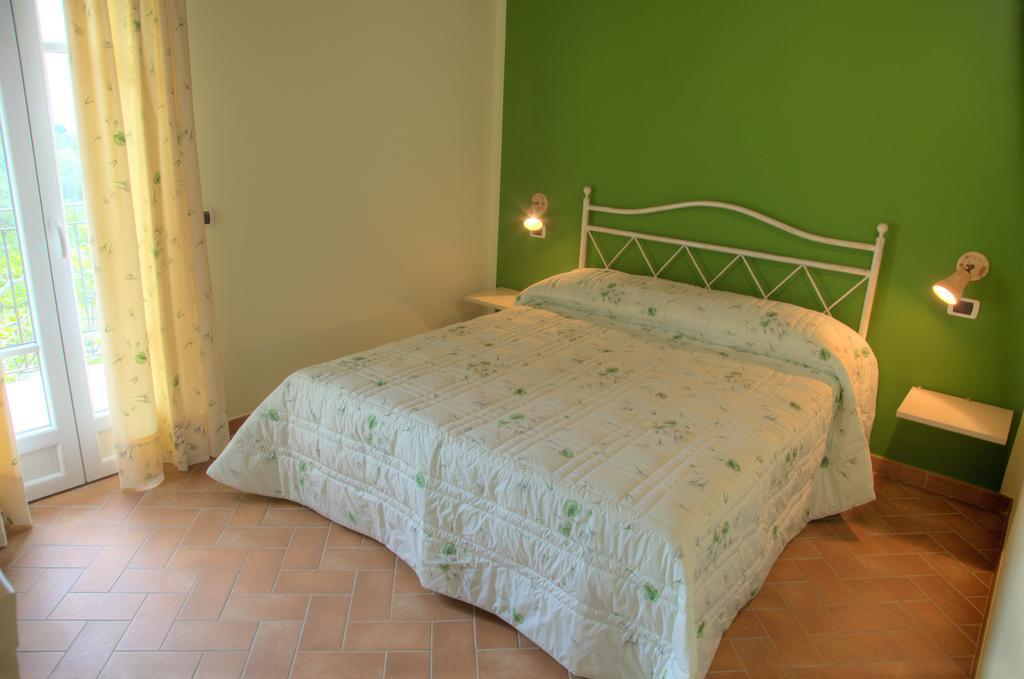 Agriturismo Ada Musso Ss Diano Borello Exteriör bild