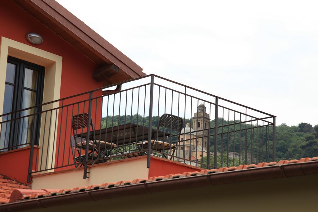 Agriturismo Ada Musso Ss Diano Borello Exteriör bild