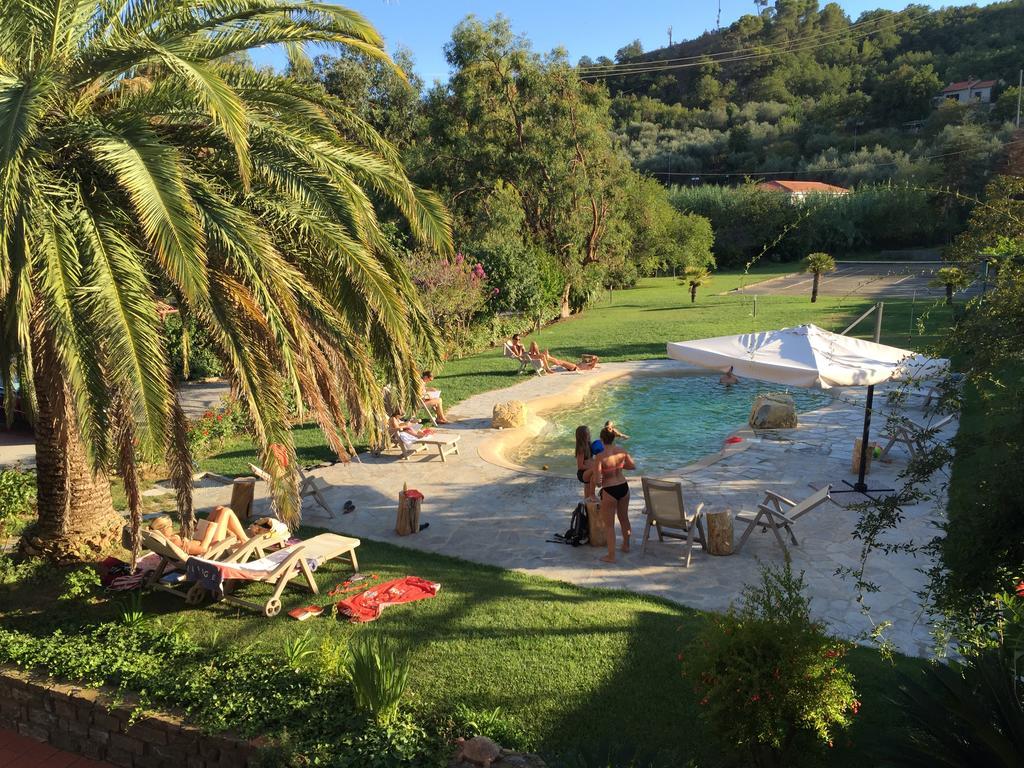Agriturismo Ada Musso Ss Diano Borello Exteriör bild